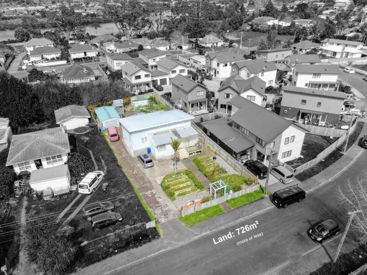 48 Bernard Street Mt Wellington_17