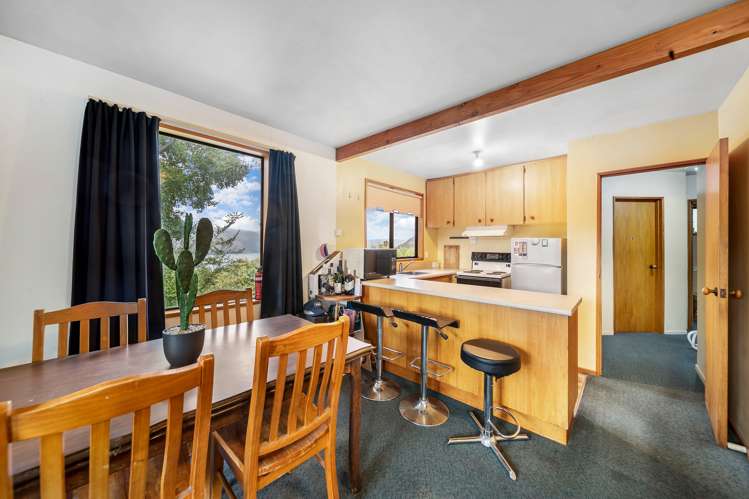 10b Wye Place Fernhill/Sunshine Bay_3