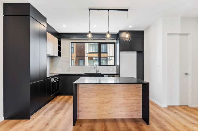 5/16 Williamson Avenue Belmont_4