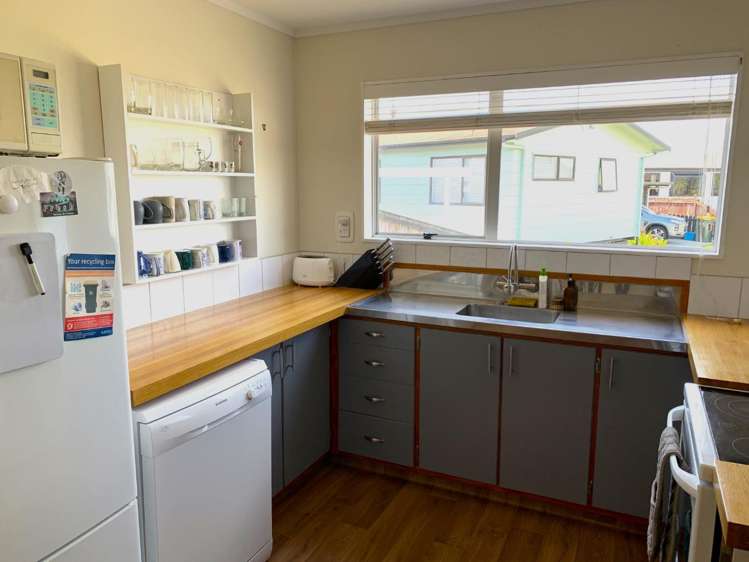 12 Alpha Avenue 11581_6