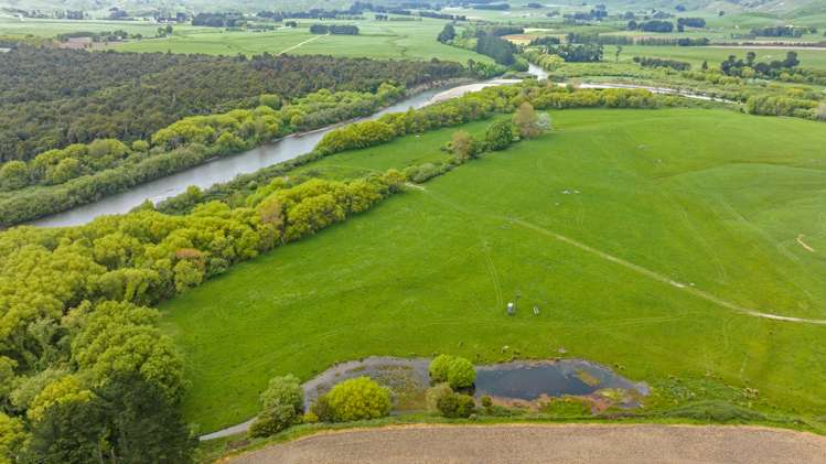 81127 State Highway 2 Pahiatua_12