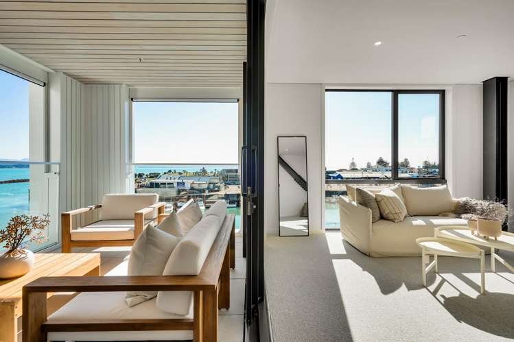 Apartment 206 Customs Quay Ahuriri_21