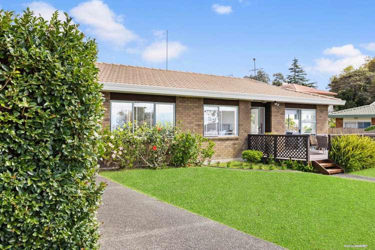 48 Bodi Place Te Atatu South_19