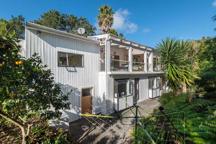 9 Saddleback Rise Murrays Bay_25