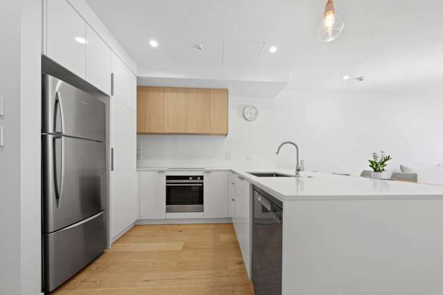 105/1 Kimiora Street Three Kings_3