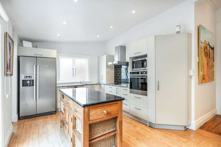 17 Owens Road Devonport_6