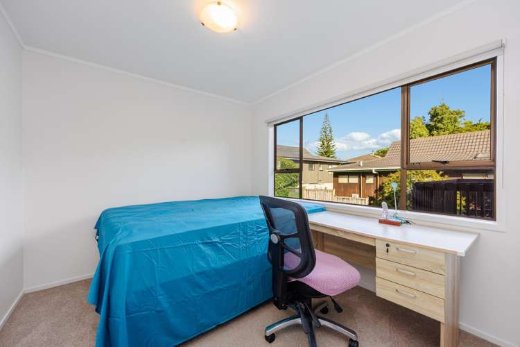 2/70 Stanaway Street Hillcrest_12