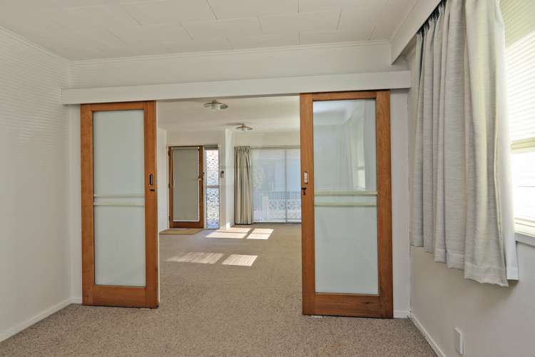 1/112 Mcleod Street Camberley_5