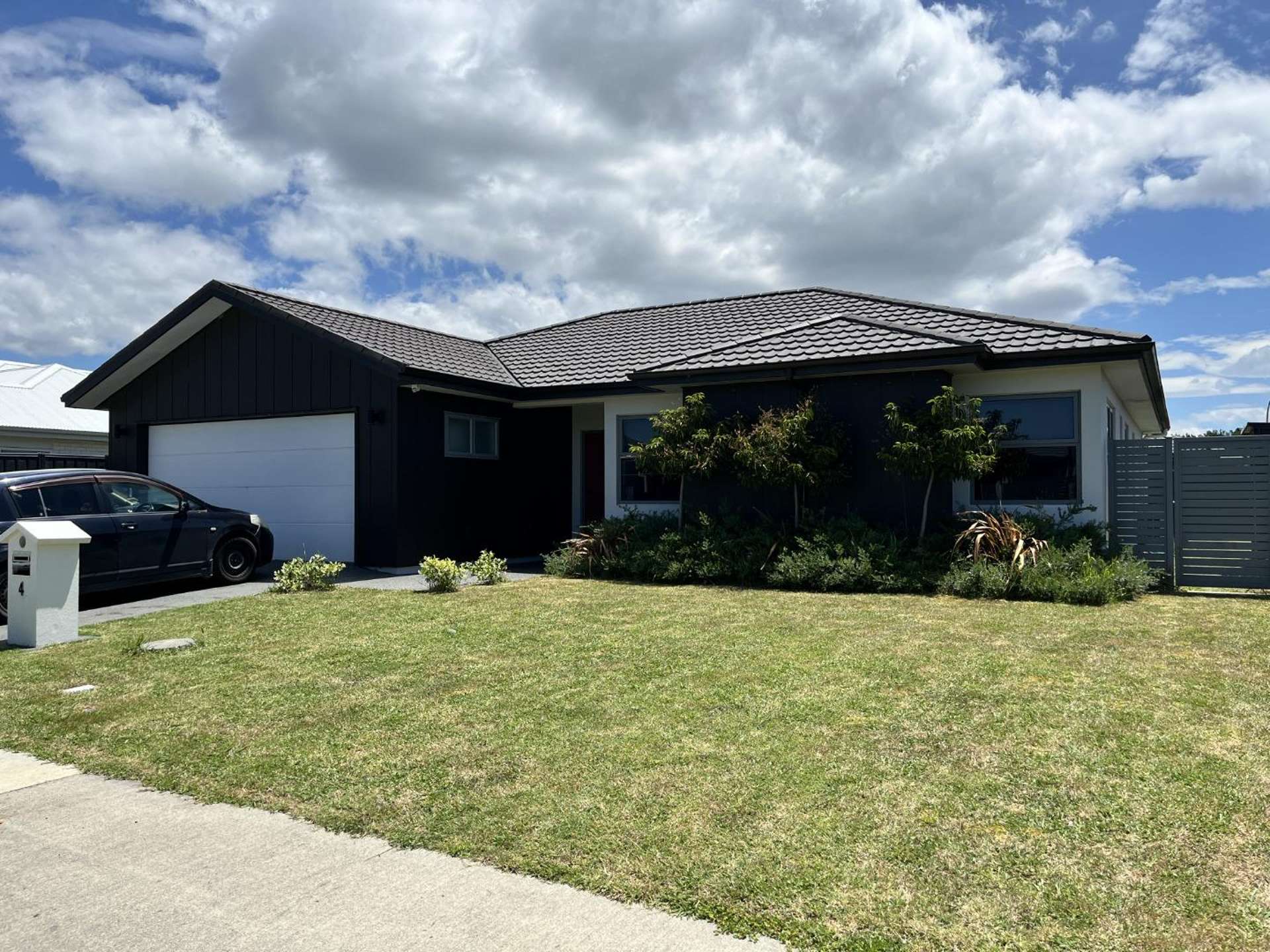 4 Hikawera Drive 10481_0