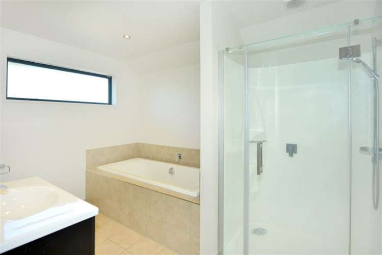 60 Waitikiri Drive Parklands_9