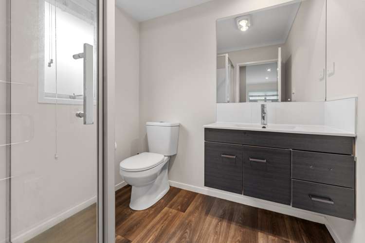 269 Lakes Boulevard Pyes Pa_14