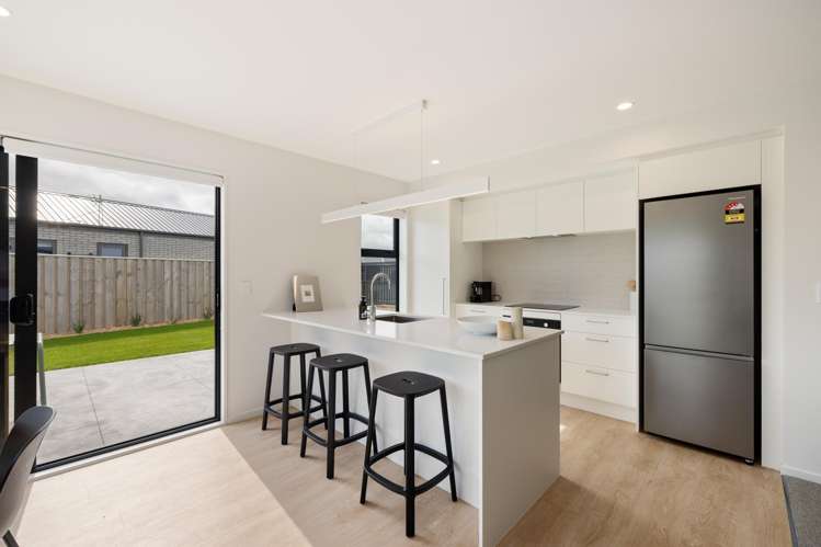 11-17 Greig Crescent - Lifestyle Villas Amberley_4