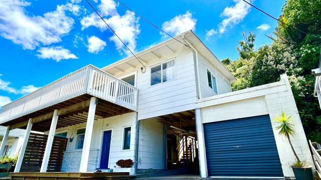 3 Bedroom Beachside Bliss