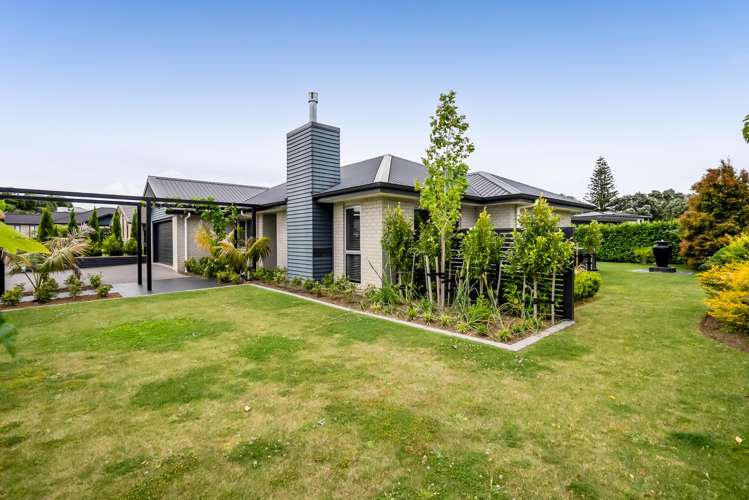 3 Condor Crescent Bell Block_41