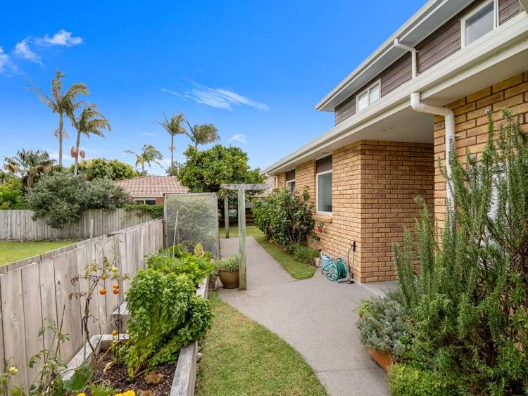 27 Percival Avenue Matua_29