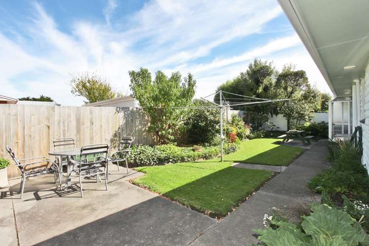 2/18 Pahau Place Cracroft_9