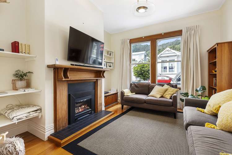 8 Porritt Avenue Mount Victoria_2