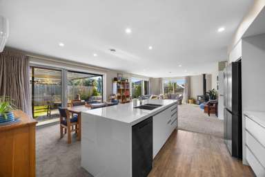 4 Kingfisher Crescent_4
