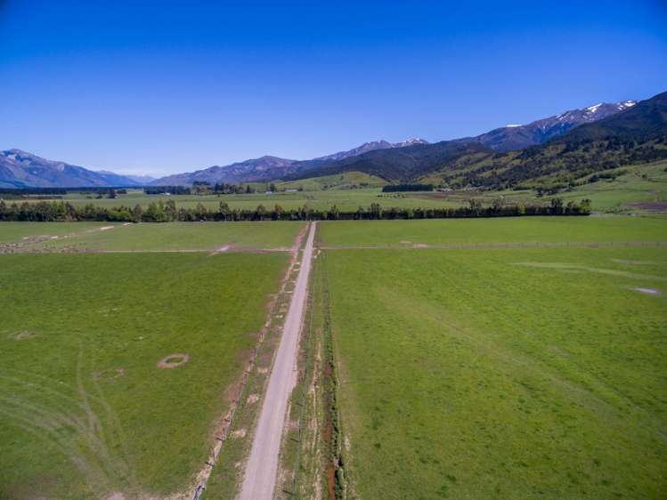 300 Woodbank Road Hanmer Springs_15