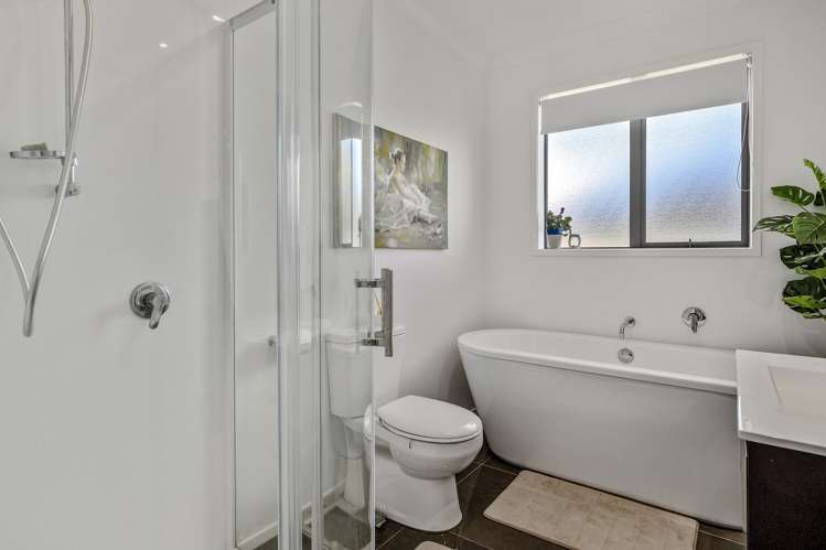 5 Cowell Crescent Pyes Pa_15