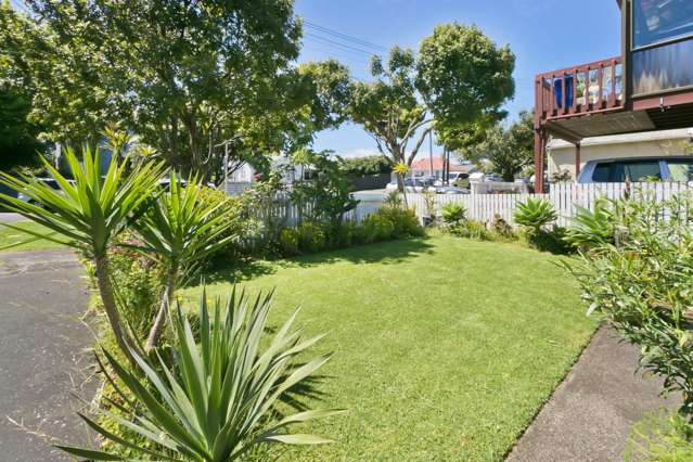 2/5 Lyon Avenue Mount Albert_4