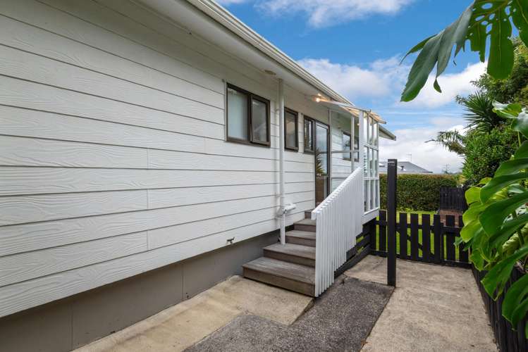 9A Teal Crescent Beach Haven_16