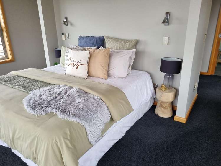 102 Kuku East Road Manakau_22