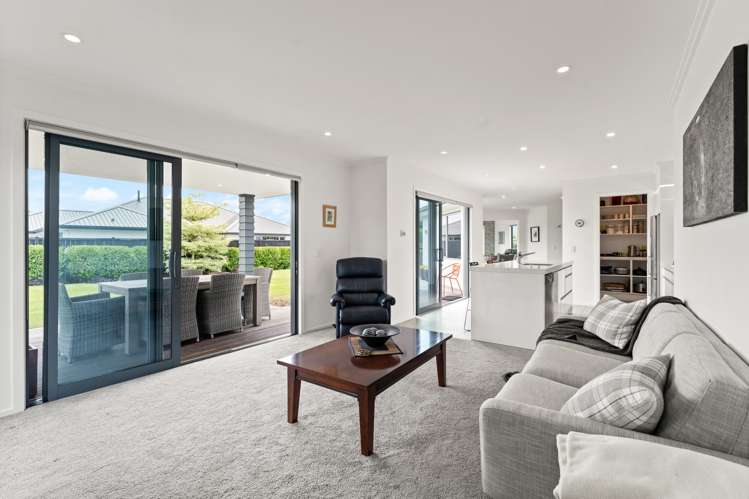 17 Thornly Park Avenue Mosgiel_2