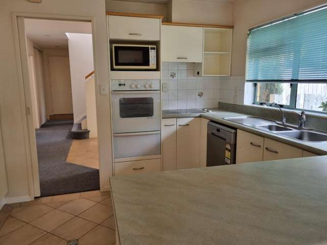 B/64 Tarawera Terrace 1787_2