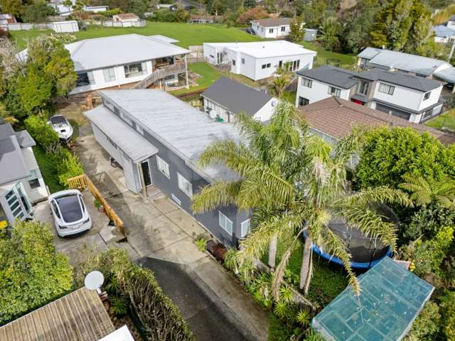8a Norman Road Titirangi_4