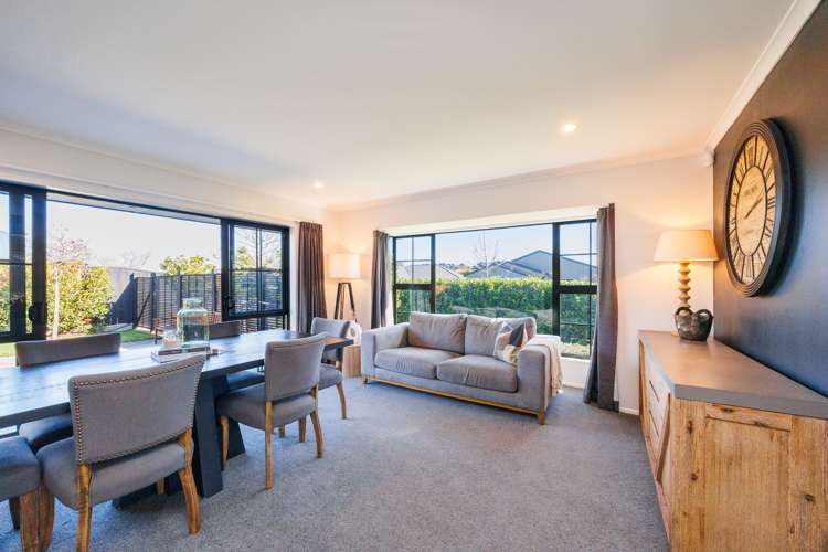 2 Alpine Grove Kelvin Grove_8