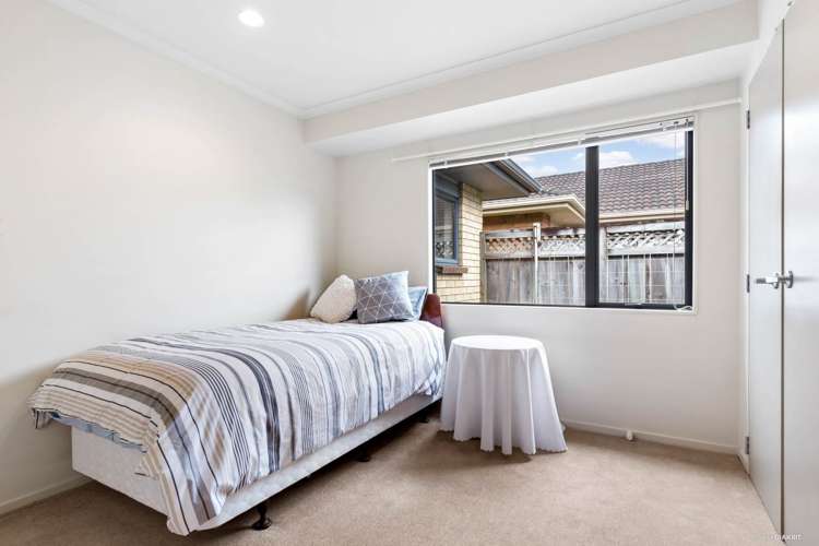 35/1 Piriti Drive Te Atatu Peninsula_10