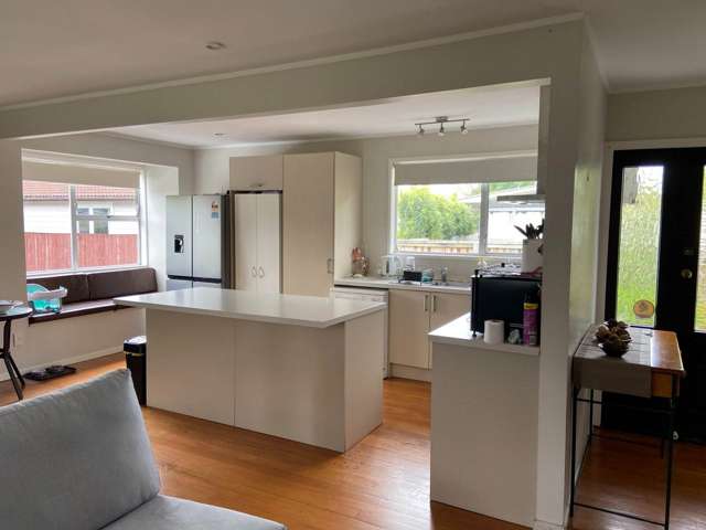 88 Reelick Avenue Pakuranga Heights_3