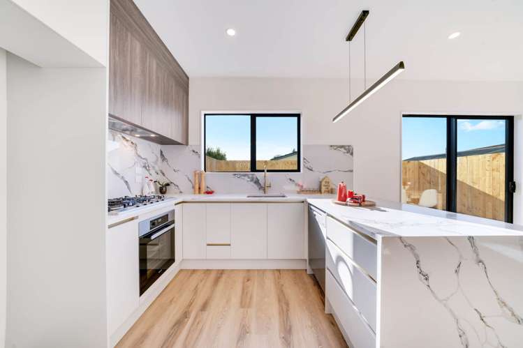 27B Jandell Crescent Bucklands Beach_21