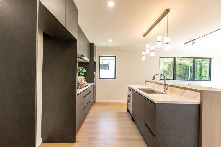 15A Lavery Place Sunnynook_13