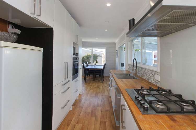 15 Taihiki Road Clarks Beach_6