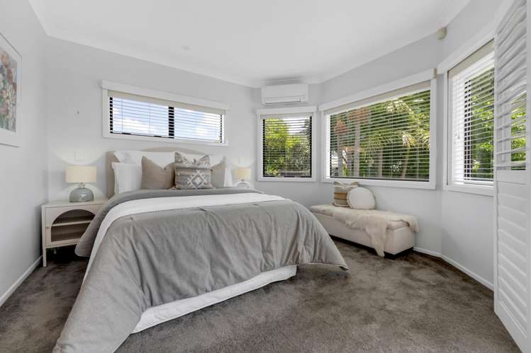 17 Eastern Beach Road Eastern Beach_15