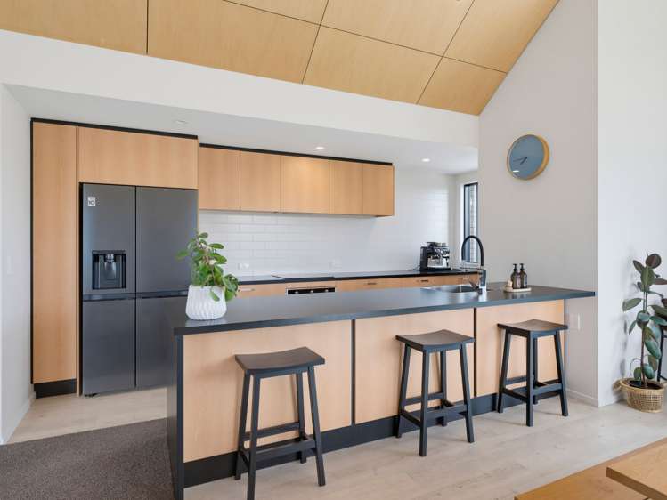 22 Longcot Drive_4