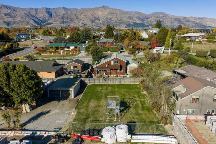 9 Capell Avenue Lake Hawea_8