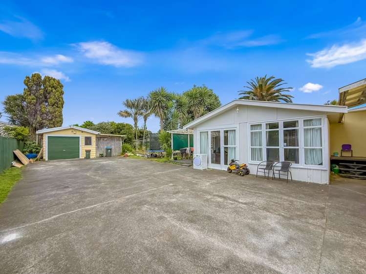 24 Fairleigh Avenue Mount Albert_8