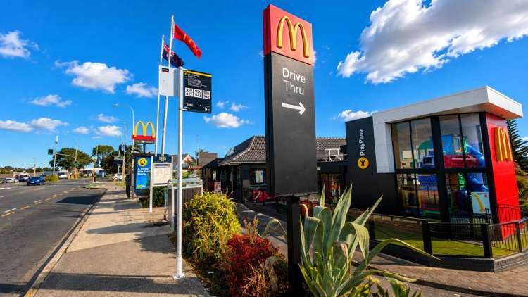 73 & 75 Powrie Street Glenfield_11