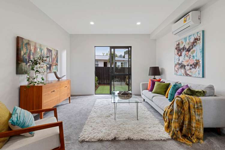 8/3 Beach Road Te Atatu Peninsula_9