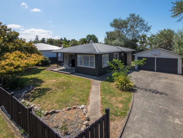 9 Queen Street Feilding_19