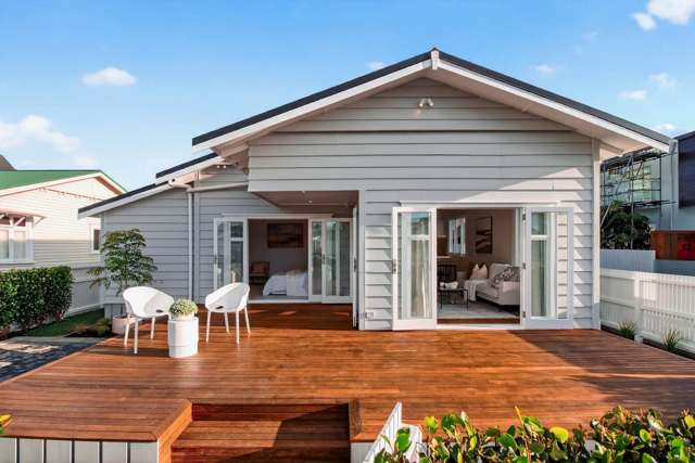 Renovated Bungalow – Sea View, Steps to Beach