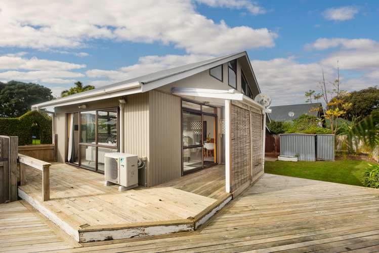 5/25a Beach Road Te Atatu Peninsula_24