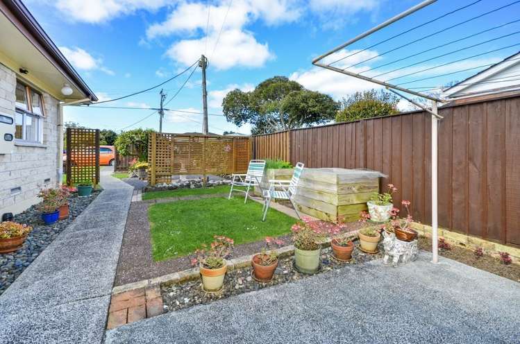 1/10 Brook Street Milford_10