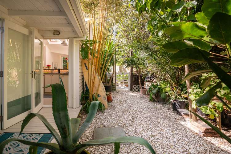 121 Wellington Road Paekakariki_22