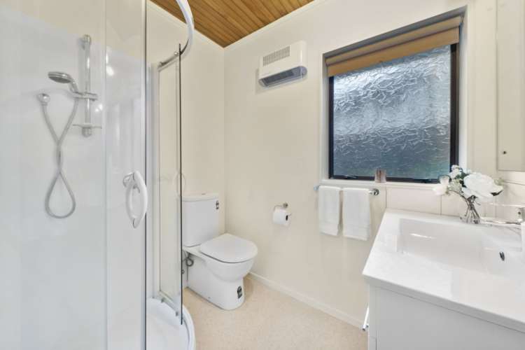 15 Maywood Grove Churton Park_16