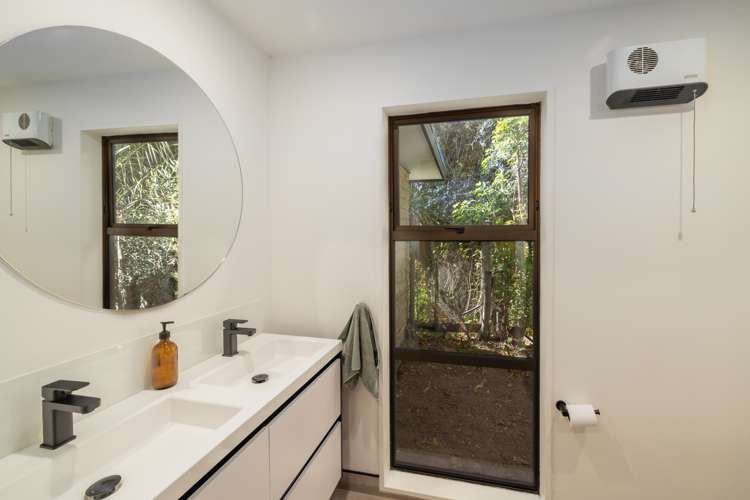 300 Hasketts Road Yaldhurst_11