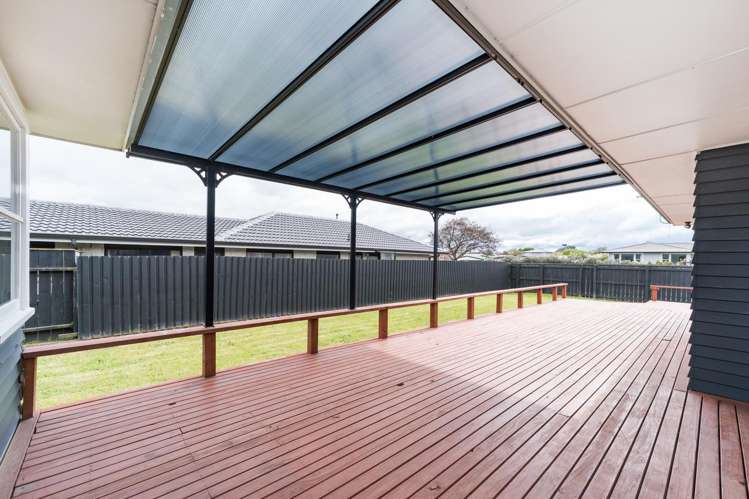 6 Karamea Crescent Kelvin Grove_3